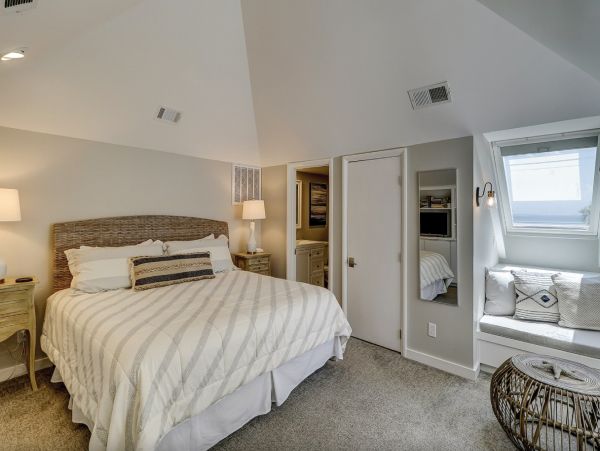 South Carolina Oceanfront Luxury Vacation Rental - 9-Bedroom Hilton Head Estate with Pool & Spa