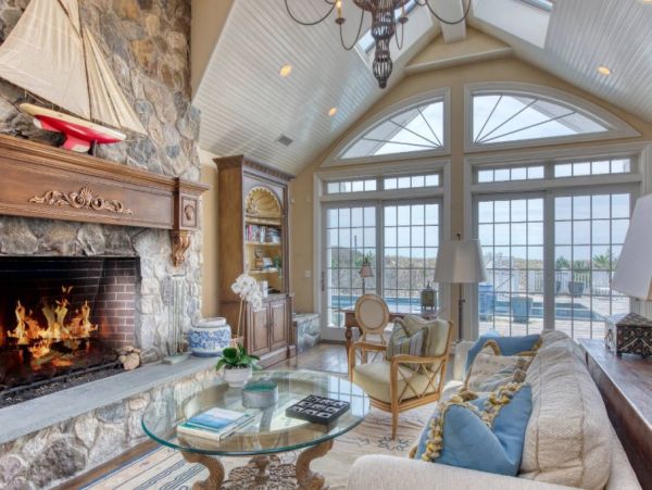 Westhampton Beach Vacation Home Eight Bedroom On Beach