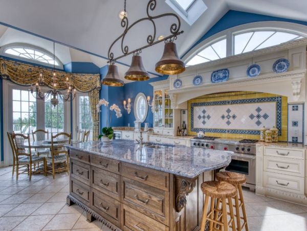 Westhampton Beach Vacation Home Eight Bedroom On Beach