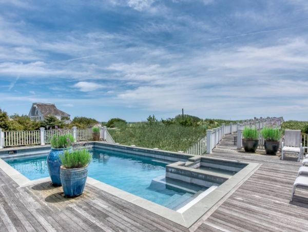Westhampton Beach Vacation Home Eight Bedroom On Beach