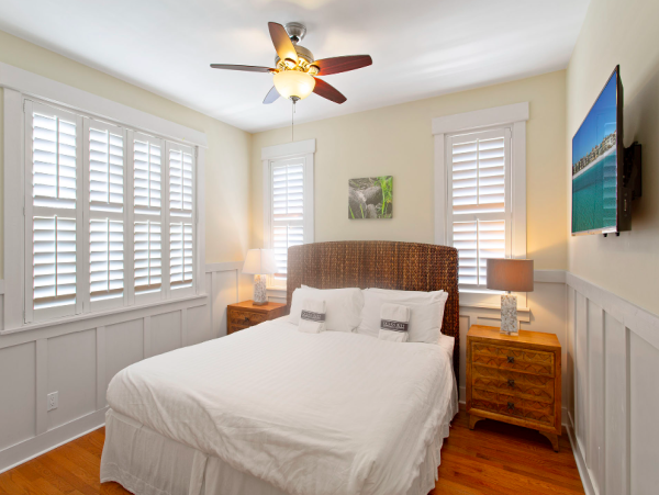Coastal Charm Awaits: Beautiful 3-Bedroom Townhome Steps from the Beach