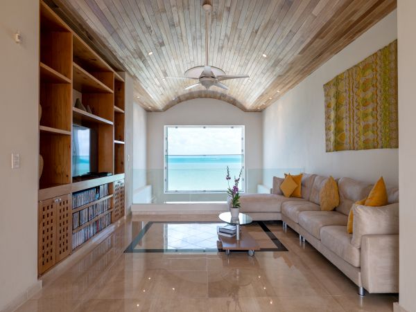 Gorgeous 6 Bedroom Vacation Villa in Cancun