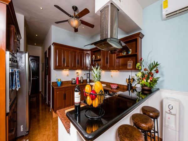 Beach front Villa 5 Bedroom & Infinity Pool near Playa del Carmen