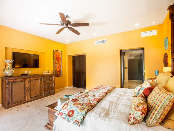 Luxury Five Bedroom Home in Puerto Aventuras