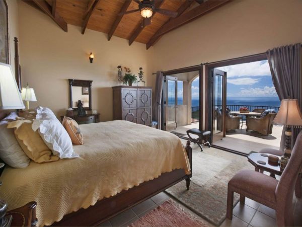 Charming 5 Bedroom Villa with Amazing Views & Pool