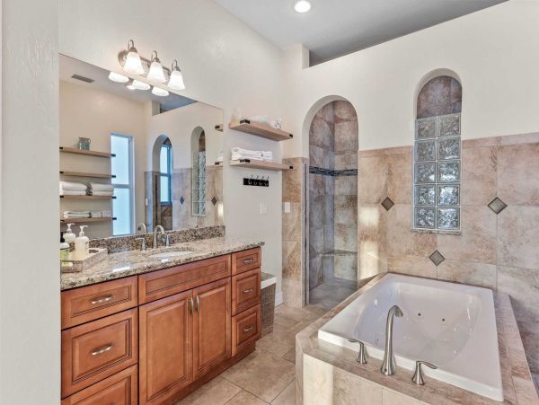 Four Bedroom Paradise On The Canal With Boat Dock