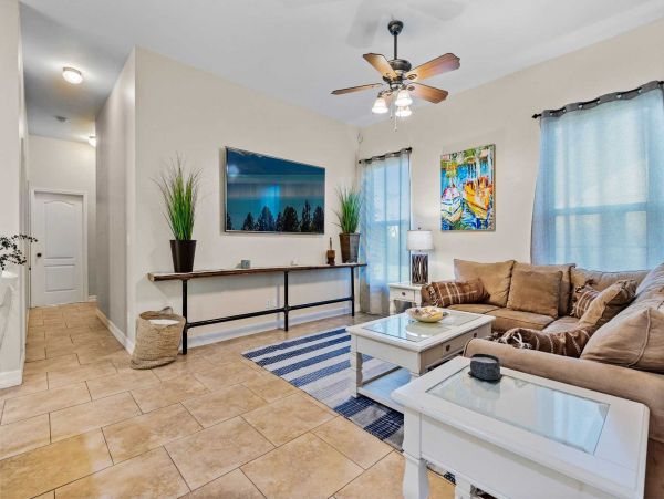 Four Bedroom Paradise On The Canal With Boat Dock