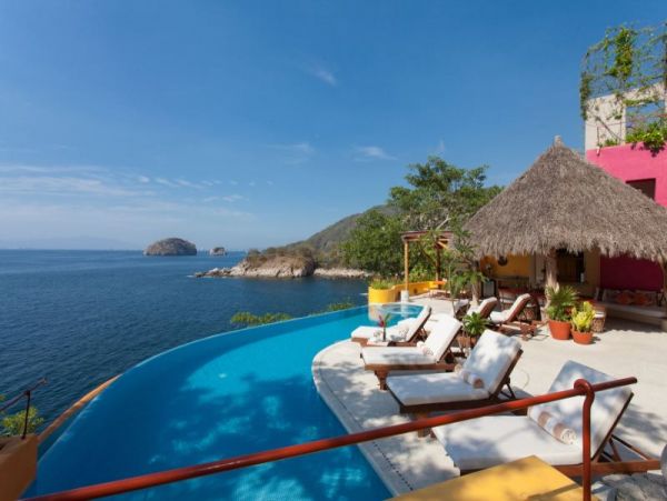 Gorgeous 11 Bedroom Vacation Villa in Puerto Vallarta