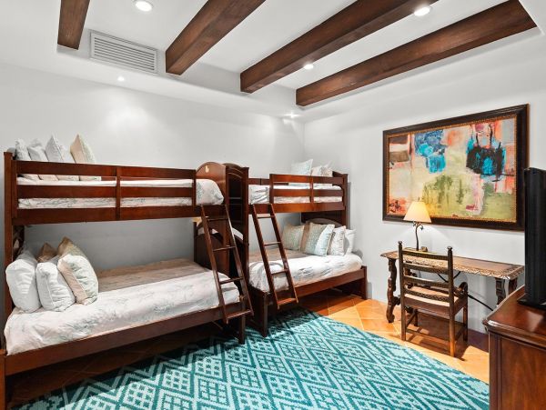 Ocean View 4 bedroom in Stunning Community