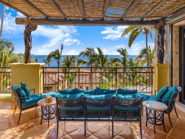 Ocean View 4 bedroom in Stunning Community