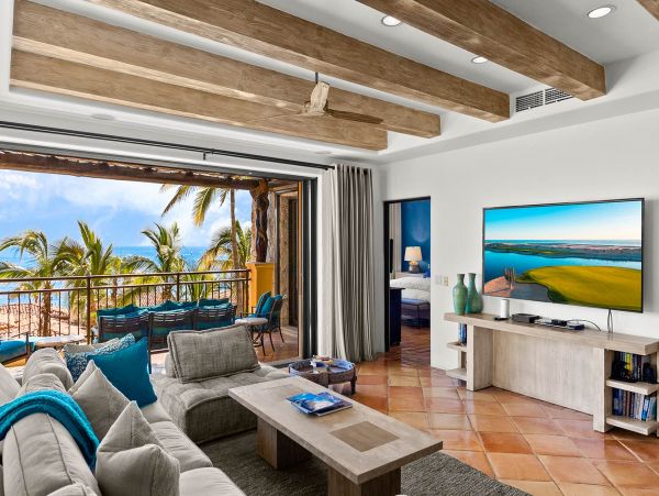 Ocean View 4 bedroom in Stunning Community