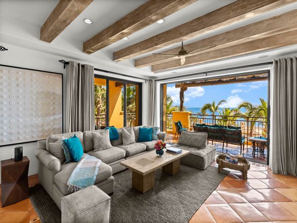 Ocean View 4 bedroom in Stunning Community
