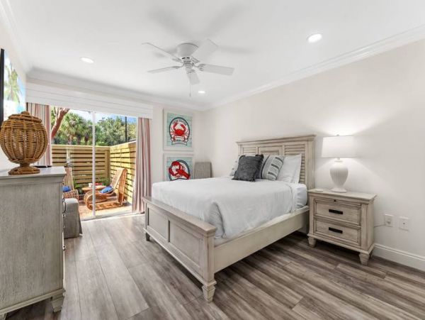 Lakefront Gorgeous Pool Home in Miramar Beach Close to Beach