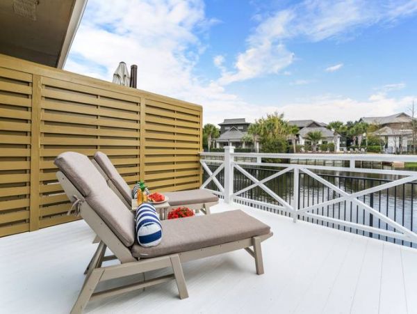 Lakefront Gorgeous Pool Home in Miramar Beach Close to Beach