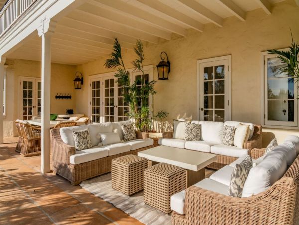 Gorgeous Vacation Ranch plus Cottage in Carpinteria with Pool