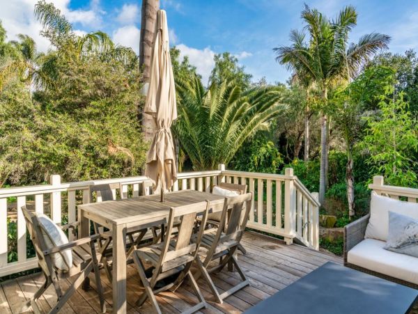 Gorgeous Vacation Ranch plus Cottage in Carpinteria with Pool