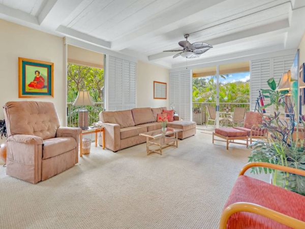 Kaanapali Vacation Condo with Amazing Ocean Views Sleeps 4