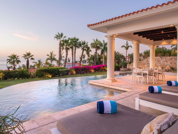 Los Cabos Luxury Villa with 5 Bathroom Plus Den
