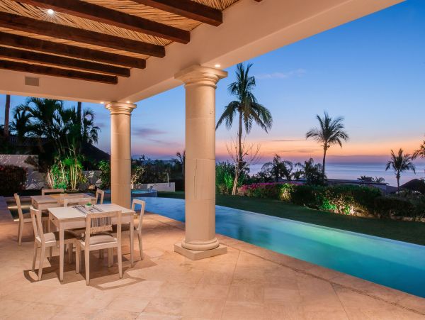 Los Cabos Luxury Villa with 5 Bathroom Plus Den