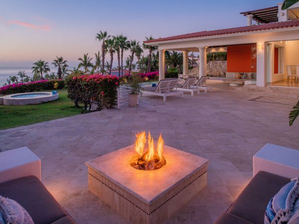 Los Cabos Luxury Villa with 5 Bathroom Plus Den