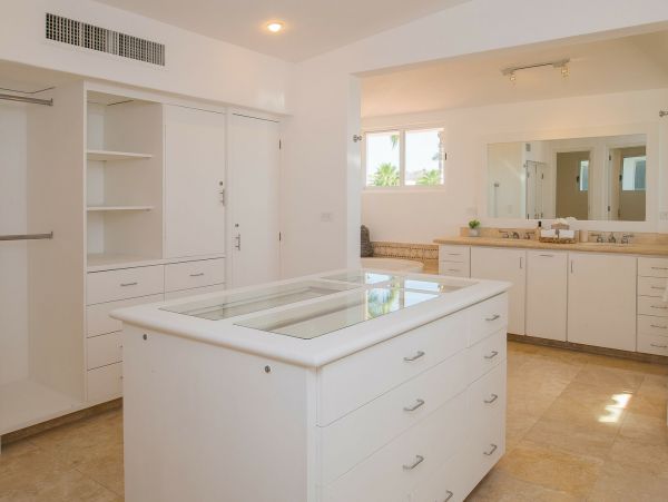 Los Cabos Luxury Villa with 5 Bathroom Plus Den