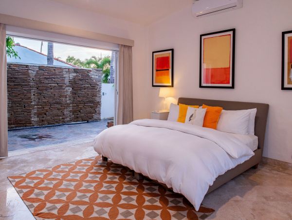 Los Cabos Luxury Villa with 5 Bathroom Plus Den