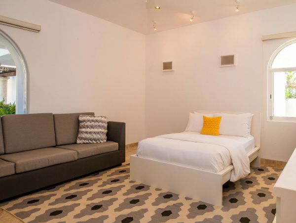 Los Cabos Luxury Villa with 5 Bathroom Plus Den