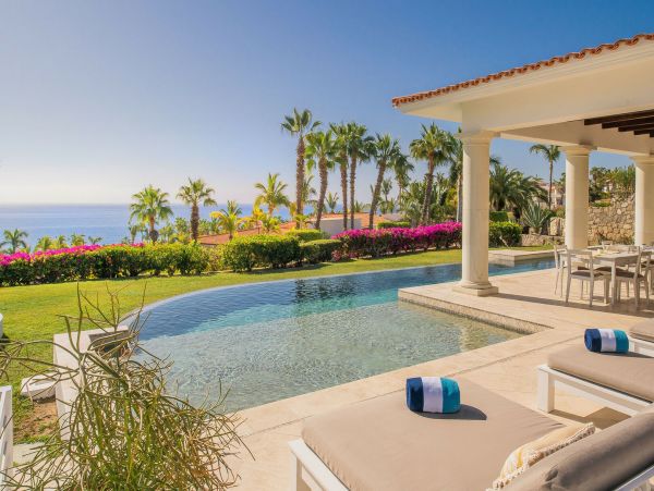 Los Cabos Luxury Villa with 5 Bathroom Plus Den