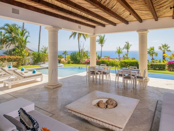 Los Cabos Luxury Villa with 5 Bathroom Plus Den