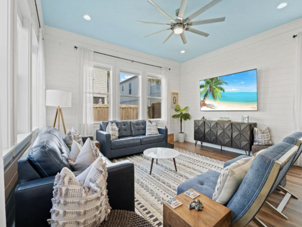 Frangista Beach Eight Bedroom Rental Sleeps 22 Guests!