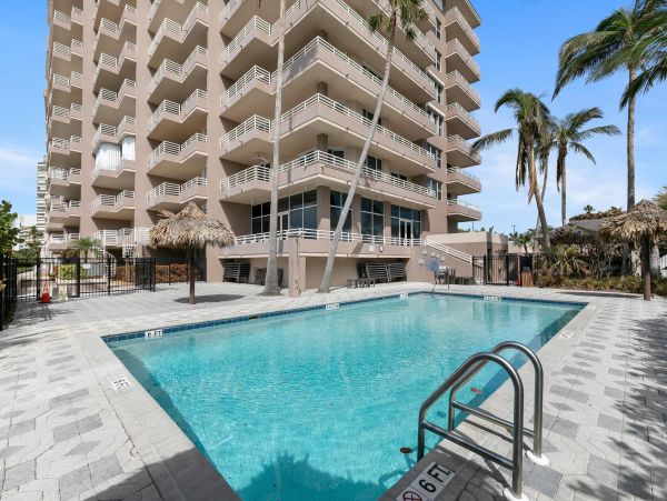 Marco Island Vacation Condo Three Bedroom