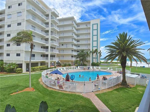 Siesta Key Vacation Condo Two Bedroom On Beach