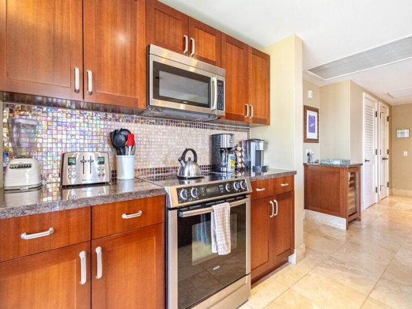 Luxury Vacation Condo in Kaanapali with Great Ocean Views