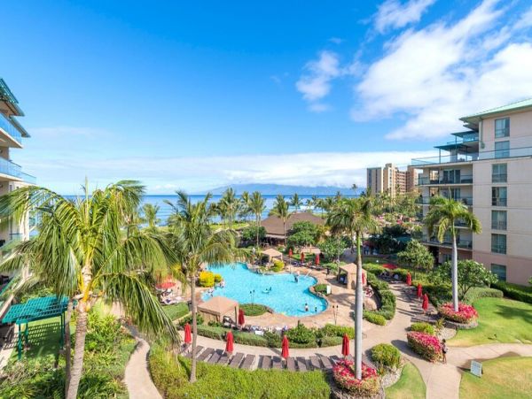 Luxury Vacation Condo in Kaanapali with Great Ocean Views