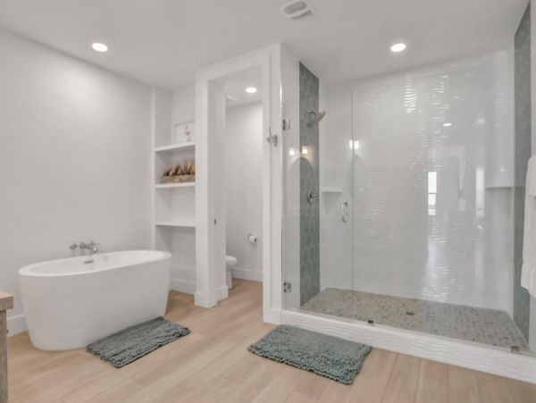 Brand-new Penthouse in Madeira Beach with 4 Bedrooms
