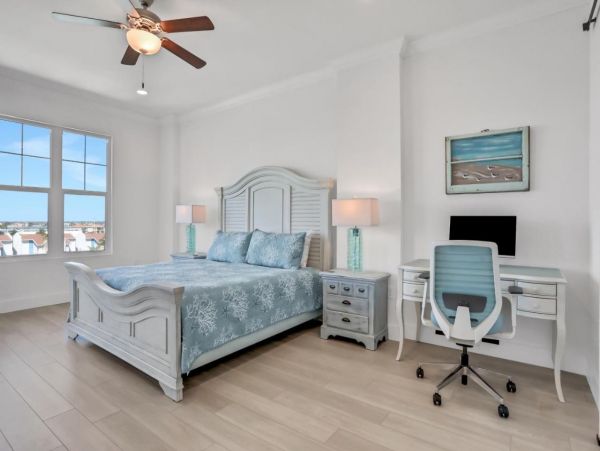 Brand-new Penthouse in Madeira Beach with 4 Bedrooms