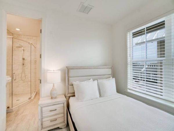 Gulf Front Five Bedroom Vacation Home in Panama City Beach