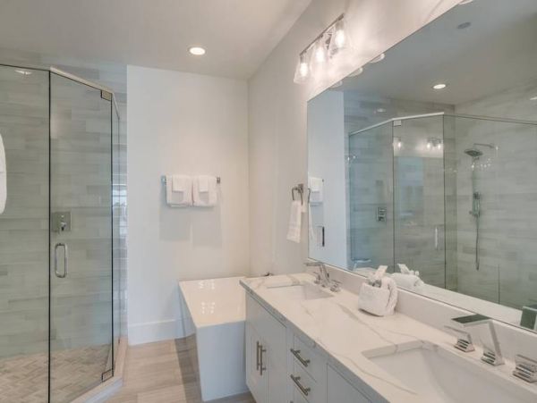 Gulf Front Five Bedroom Vacation Home in Panama City Beach