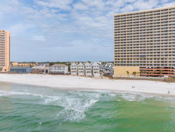 Gulf Front Five Bedroom Vacation Home in Panama City Beach