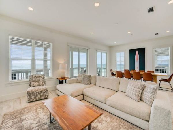 Gulf Front Five Bedroom Vacation Home in Panama City Beach