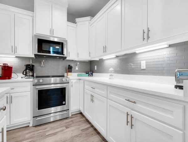 Beautiful 6 Bedroom Vacation Pool Home in Panama City Beach