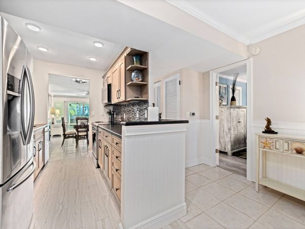 Beachfront 1st floor Condo North End Longboat Key