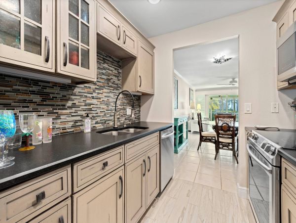 Beachfront 1st floor Condo North End Longboat Key