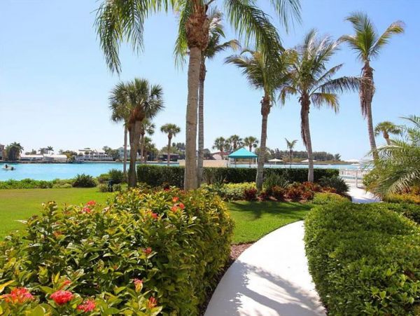 Ocean View Vacation Condo in Longboat Key Sleeps 8 with Dock