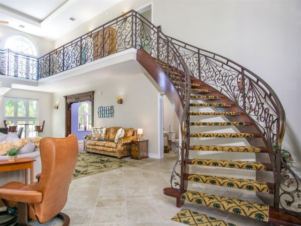 Gorgeous House with 3 Bedrooms and Close to the Beach