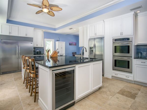 Gorgeous House with 3 Bedrooms and Close to the Beach