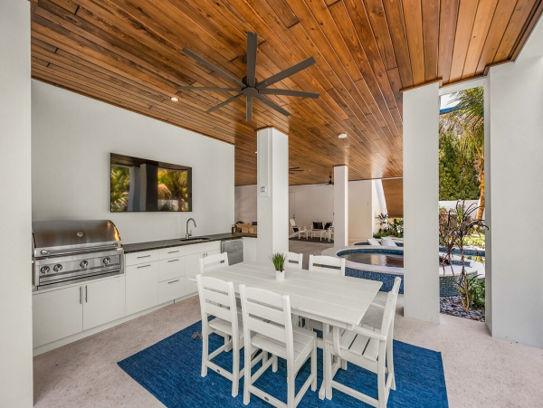 Anna Maria Vacation Home Seven Bedroom