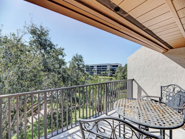 Siesta Key Bayside Condo with views of the Intracoastal waterway