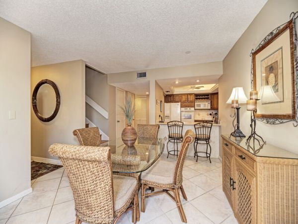 Siesta Key Bayside Condo with views of the Intracoastal waterway