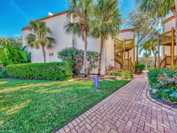 Charming Vacation Condo on the First Floor